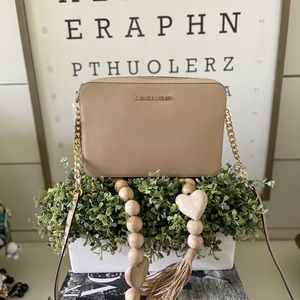 NWT | Michael Kors | Jet Set - Oyster